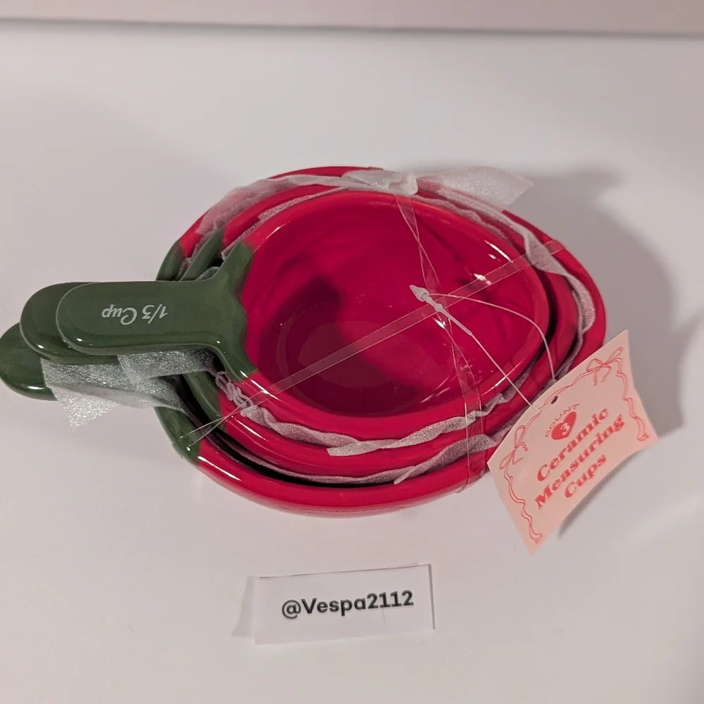 Target Bullseye Playground Summer Strawberry Measuring Cup 3 Pc Strawberries